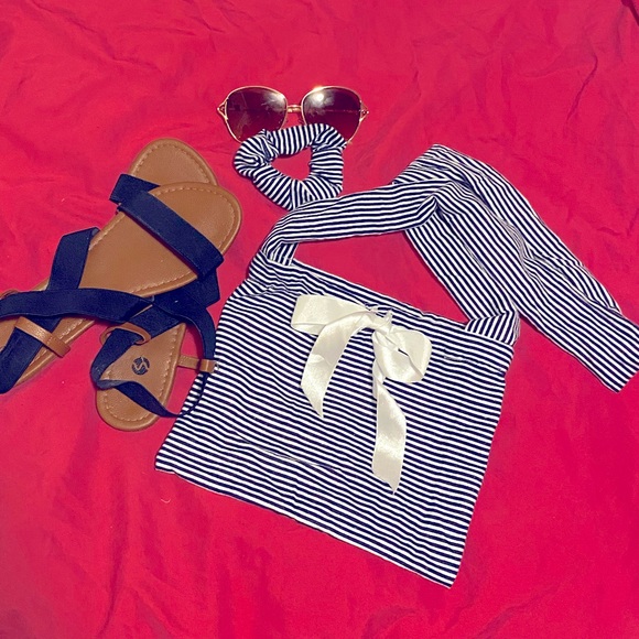 Crossbody Bag and Scrunchie ‼️SOLD‼️ - Picture 1 of 4